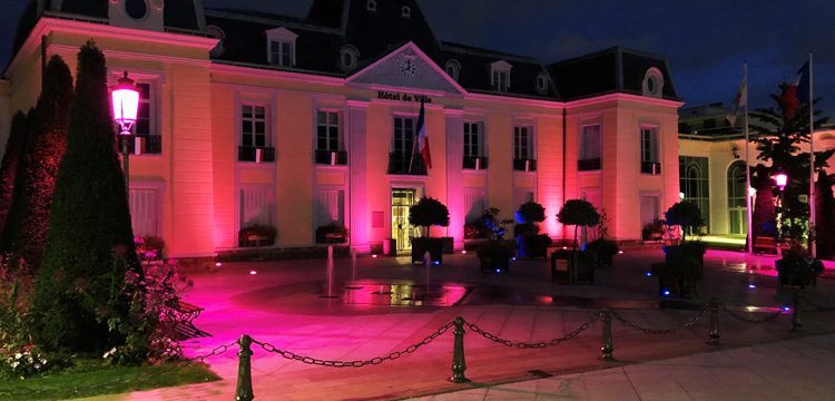 bandeau-octobre-rose-hotel-de-ville